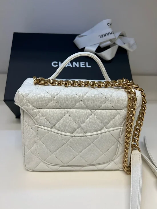 CHANEL White Quilted Top-Handle Shoulder Bag with Gold Hardware - Picture 6 of 7